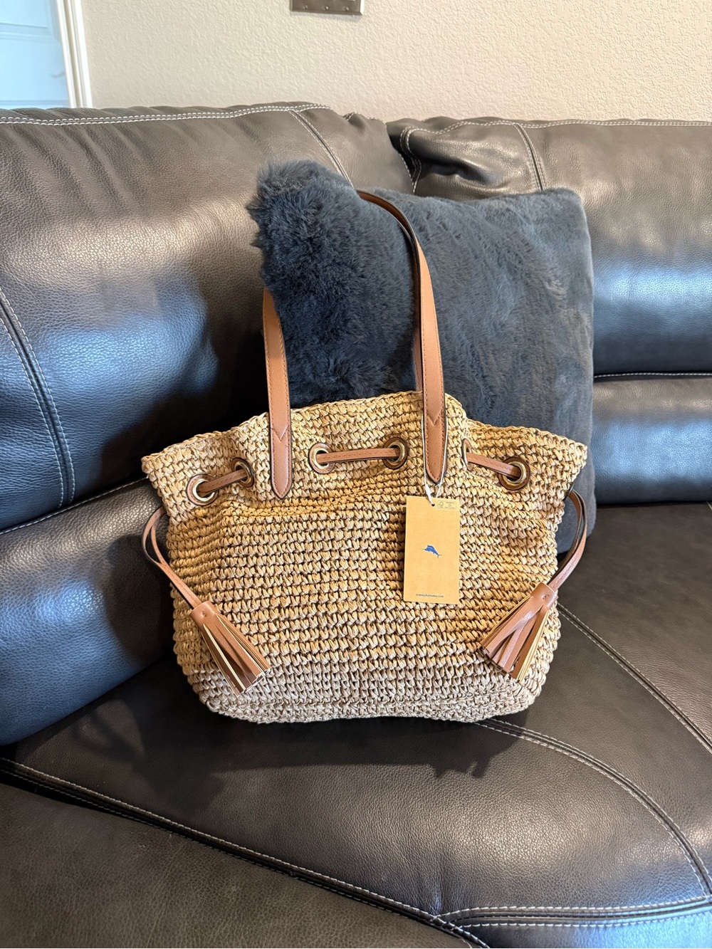 Tommy Bahama Natural Straw Tote with Tan Leather Trim  🤎NWT🤎 - Picture 2 of 7
